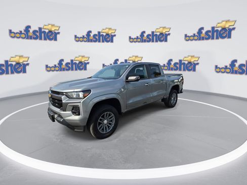 Certified 2023 Chevrolet Colorado LT w/ LT Convenience Package AWD/4WD image 9