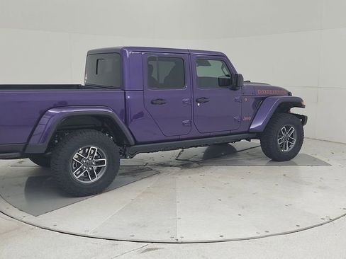 New 2026 Jeep Gladiator Mojave image 15