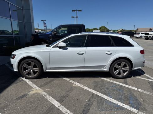 Used 2015 Audi A4 Premium Plus w/ Technology Package AWD/4WD image 2