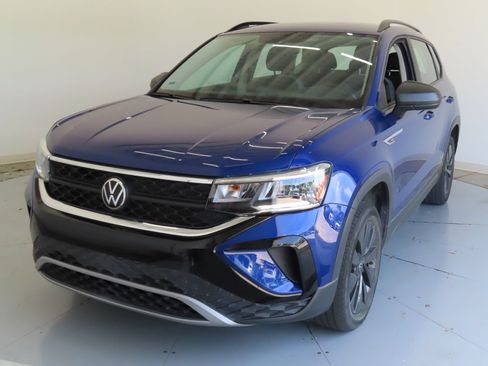 Used 2023 Volkswagen Taos S FWD image 7