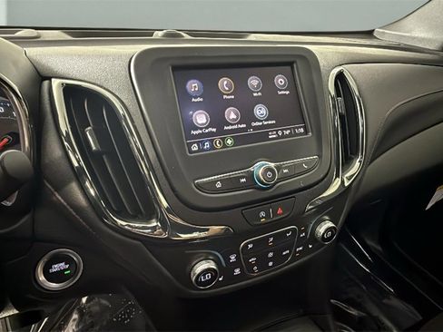 Used 2024 Chevrolet Equinox RS image 20