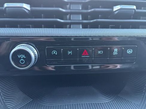 New 2026 Ford Explorer ST-Line w/ ST-Line Street Pack image 18