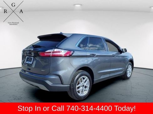 Used 2023 Ford Edge SEL w/ Convenience Package AWD/4WD image 3
