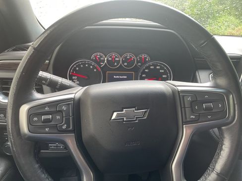 Used 2021 Chevrolet Tahoe Z71 w/ Z71 Signature Package image 12