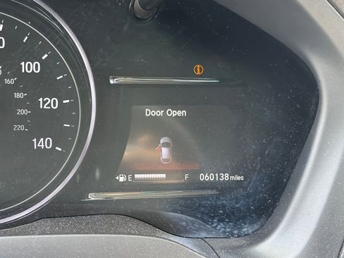 Used 2022 Honda HR-V EX image 13