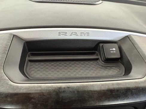 Used 2019 RAM 1500 Big Horn AWD/4WD image 24