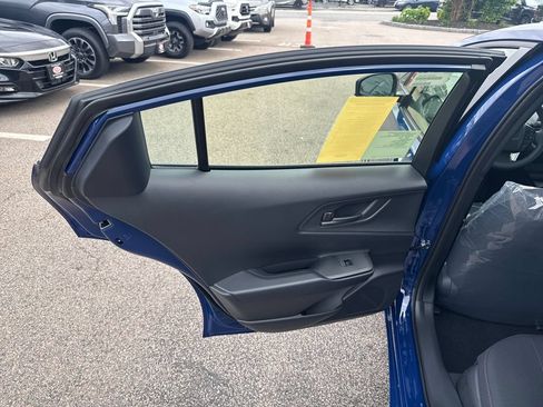 New 2026 Toyota Prius Plug-In Hybrid FWD image 35