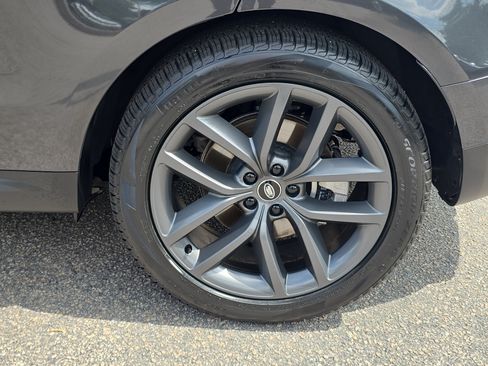 Certified 2025 Land Rover Range Rover Sport SE AWD/4WD image 34
