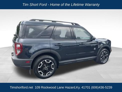 Used 2023 Ford Bronco Sport Outer Banks w/ Tech Package AWD/4WD image 4