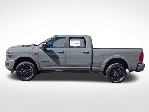 New 2026 RAM 2500 Limited AWD/4WD image 18