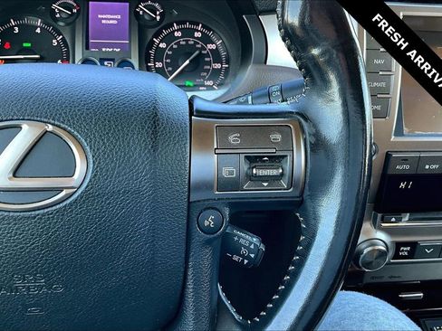 Used 2018 Lexus GX 460 image 12