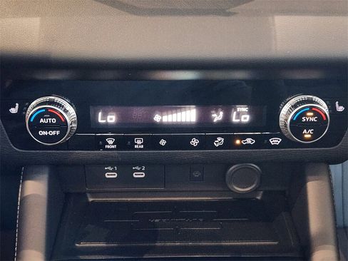 New 2025 Mitsubishi Outlander Trail Edition image 14