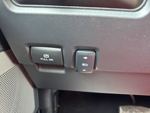 New 2026 Ford F250 Lariat w/ Black Appearance Package AWD/4WD image 12