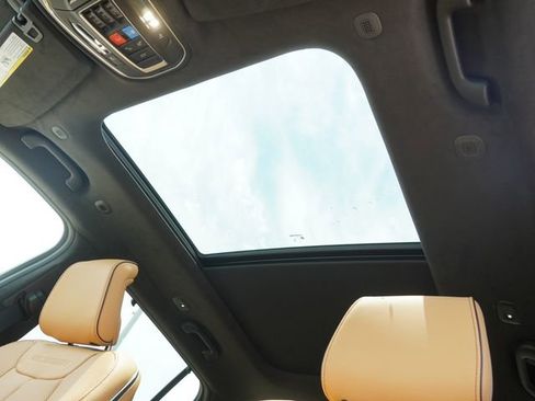 New 2026 Jeep Grand Cherokee Summit AWD/4WD image 25
