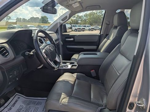 Used 2020 Toyota Tundra Limited w/ Limited Premium Package AWD/4WD image 9