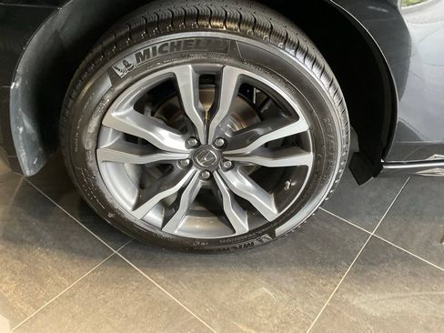 Certified 2019 Acura MDX SH-AWD w/ Advance Package image 8