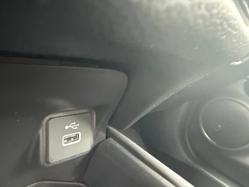 Used 2024 Honda HR-V Sport image 35