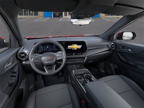 New 2026 Chevrolet Equinox LT w/ Convenience Package II image 15