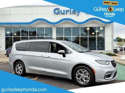 Used 2023 Chrysler Pacifica Limited