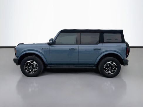 Used 2023 Ford Bronco Outer Banks AWD/4WD image 2