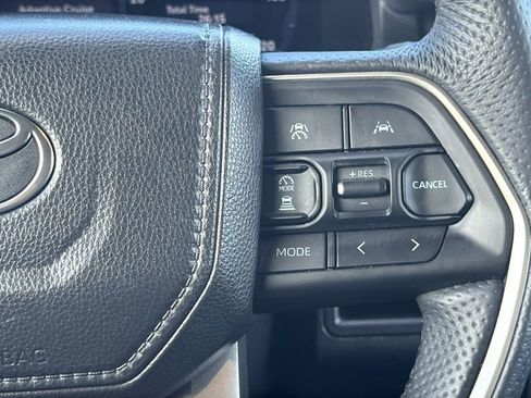 Certified 2025 Toyota Tacoma TRD Sport AWD/4WD image 22