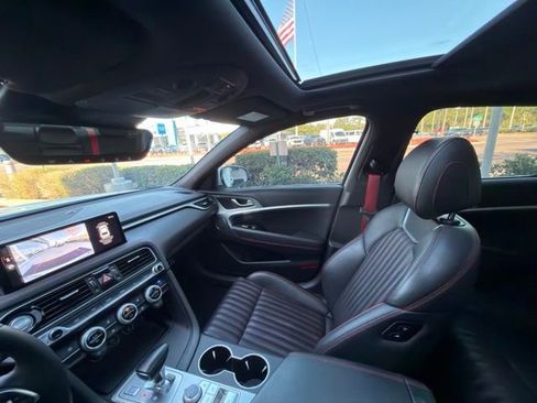Used 2022 Genesis G70 3.3T w/ Sport Advanced Package image 14
