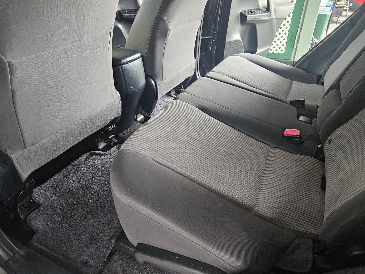 Used 2014 Toyota RAV4 LE FWD image 20