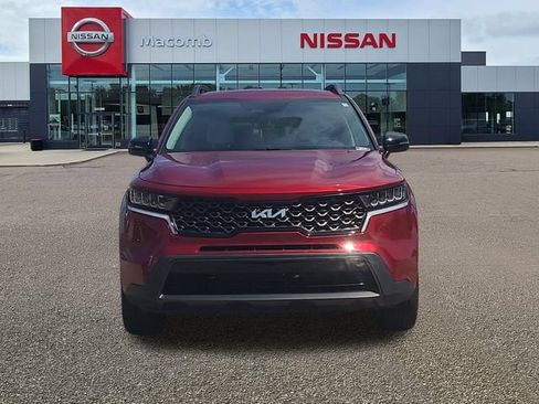 Used 2023 Kia Sorento S AWD/4WD image 2
