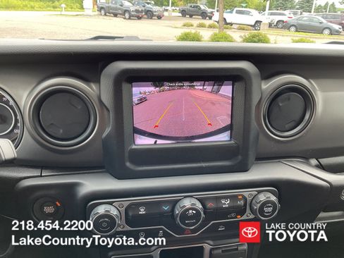 Used 2023 Jeep Wrangler Sport AWD/4WD image 24