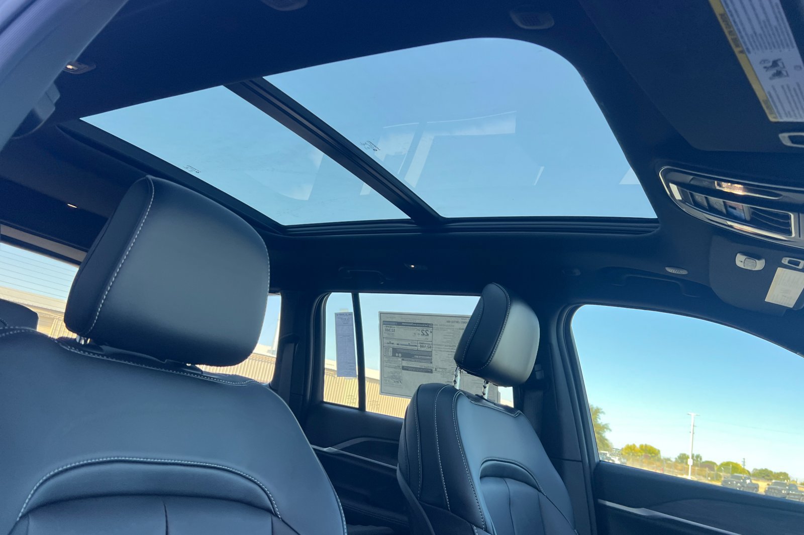 New 2027 Jeep Grand Cherokee Limited AWD/4WD image 20