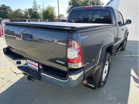 Used 2012 Toyota Tacoma 4x4 Access Cab w/ SR5 Pkg image 6