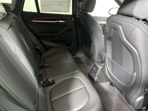 Used 2022 BMW X1 xDrive28i w/ M Sport Package image 14