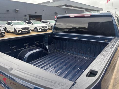 Used 2023 Chevrolet Silverado 1500 LT image 16