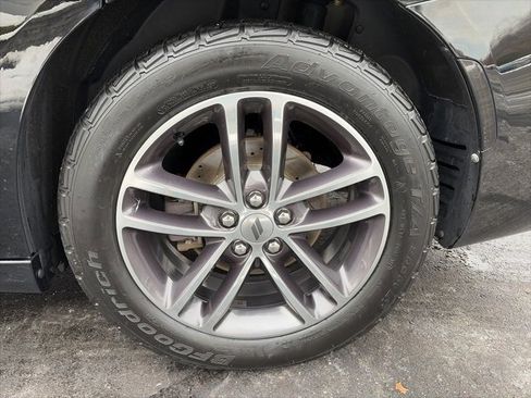 Used 2018 Dodge Charger GT image 11