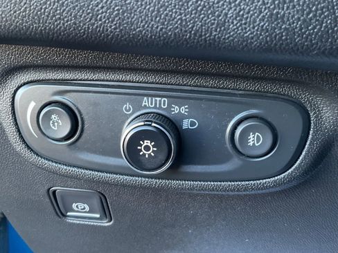 Used 2020 GMC Terrain SLT image 25