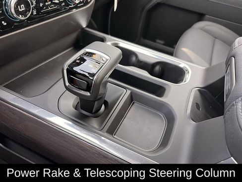 New 2026 GMC Sierra 1500 SLT image 15