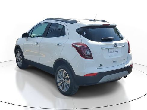 Certified 2020 Buick Encore Preferred FWD image 3