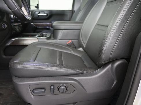 Used 2022 GMC Sierra 2500 Denali w/ Denali Ultimate Package image 4