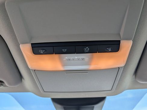 Used 2025 Nissan Sentra SV w/ All-Weather Package FWD image 33