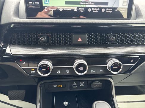 Used 2024 Honda CR-V Sport Touring image 17