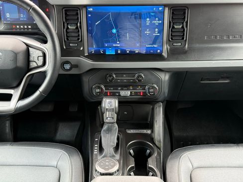Used 2023 Ford Bronco Everglades AWD/4WD image 23