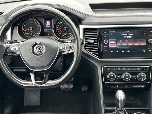 Used 2018 Volkswagen Atlas SEL AWD/4WD image 13