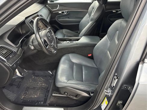 Used 2020 Volvo XC90 T6 Momentum AWD/4WD image 13