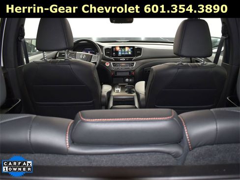 Used 2023 Honda Passport TrailSport image 18