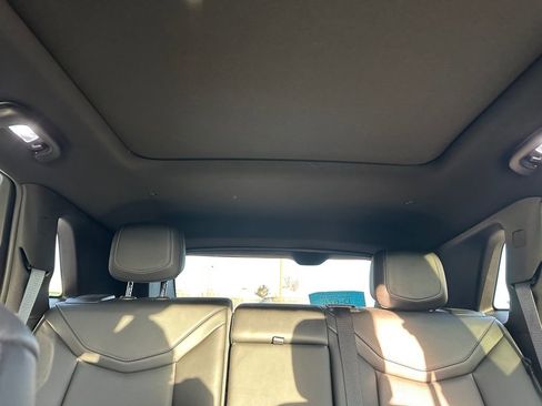 Used 2021 Cadillac XT5 Premium Luxury image 34