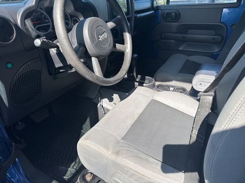 Used 2010 Jeep Wrangler Unlimited Sport AWD/4WD image 10
