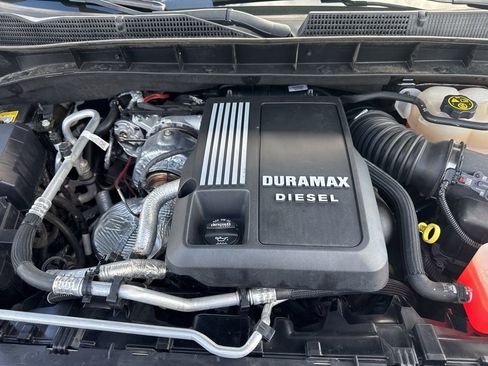 Used 2023 GMC Sierra 1500 AT4 w/ AT4 Premium Package image 37