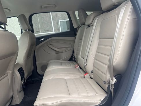 Used 2018 Ford Escape SEL w/ Ford Safe & Smart Package AWD/4WD image 10