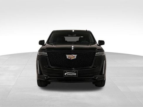 Used 2022 Cadillac Escalade Sport Platinum RWD image 2