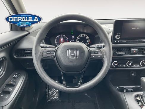 Used 2023 Honda HR-V LX image 15
